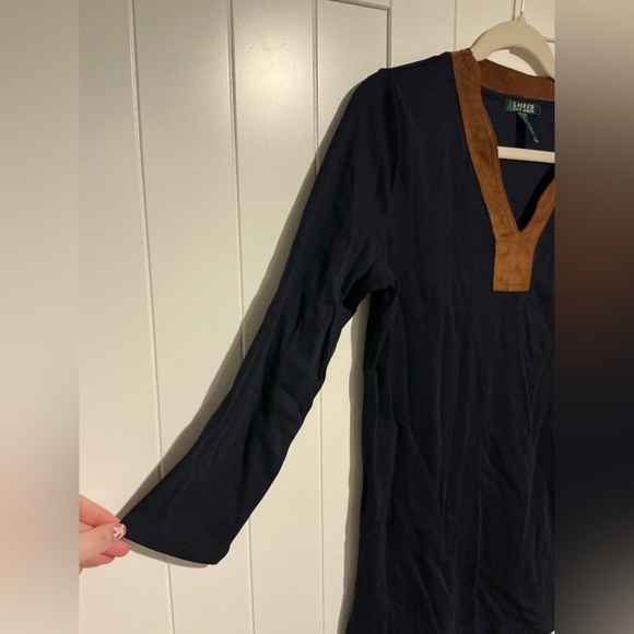 Ralph Lauren Black Top with Brown V-Neck - Picture 4 of 7